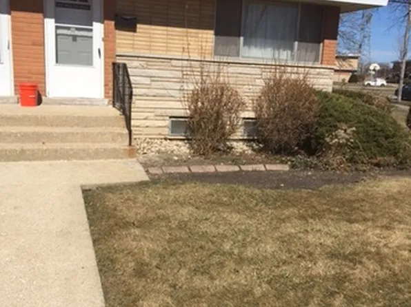9664 Lois Dr #53, Des Plaines, IL 60016