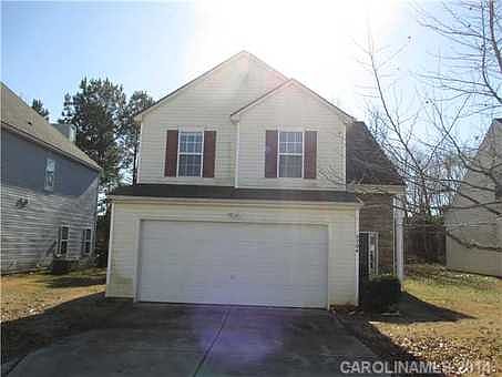 1st image of 3704 Pauline Ln