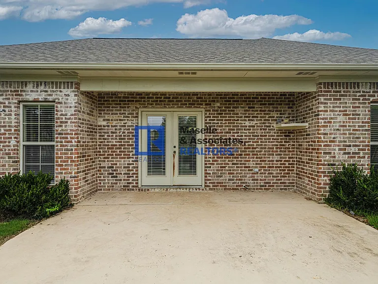 403 Evian Way — Photo 32