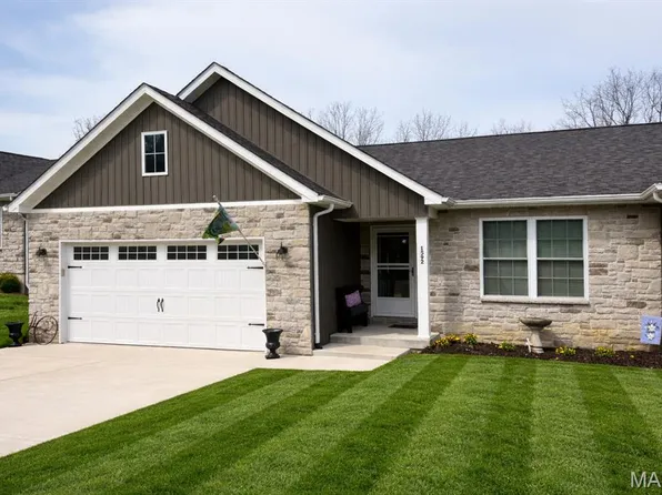 1592 Hickory Lndg, De Soto, MO 63020