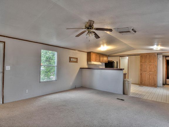4th image of 490 Sego Lily St