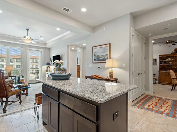 106 Bella Toscana Ave Unit 3204, Lakeway, TX 78738