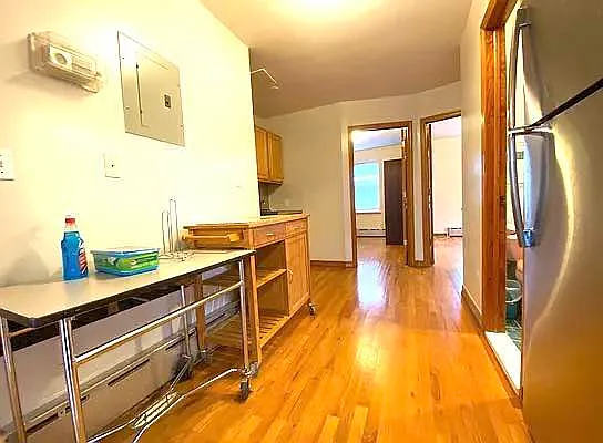 Rented by Modern Spaces | media 27