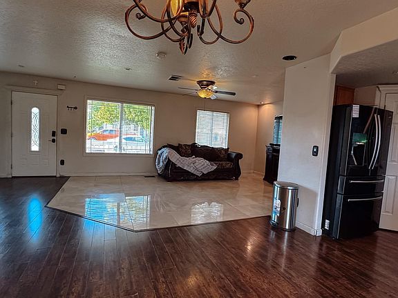 4th image of 808 W Georgia Ave