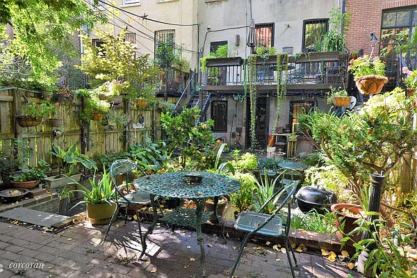 Rented by Corcoran | media 23