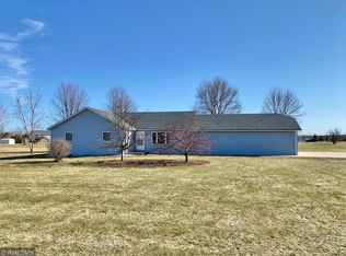 1301 214th Ave, New Richmond, WI 54017