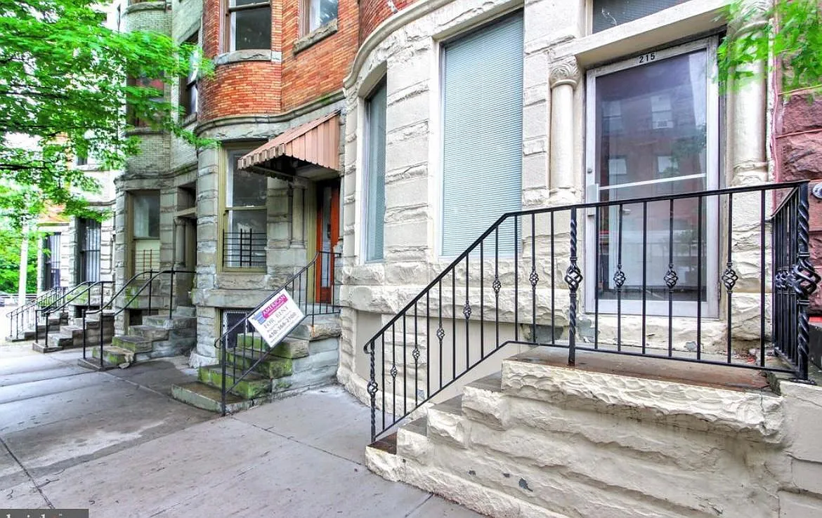 215 E Preston St — Photo 4