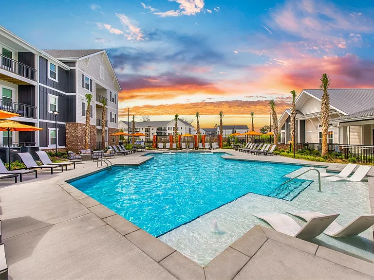 Riverchase Vista Apartments — Photo 6
