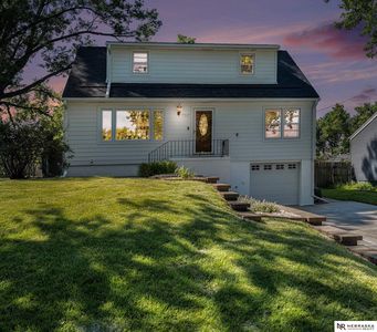 7517 Grover St, Omaha, NE, 68124
