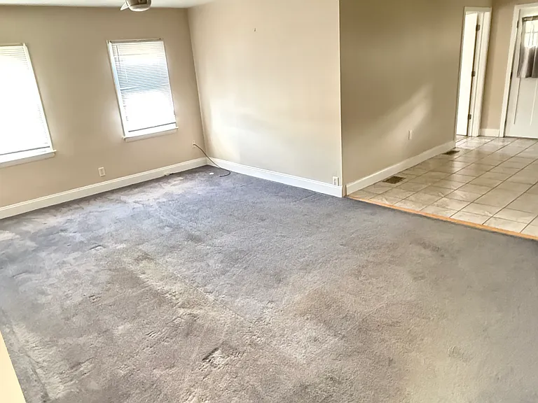 885 Wyoming Ave #3 — Photo 4