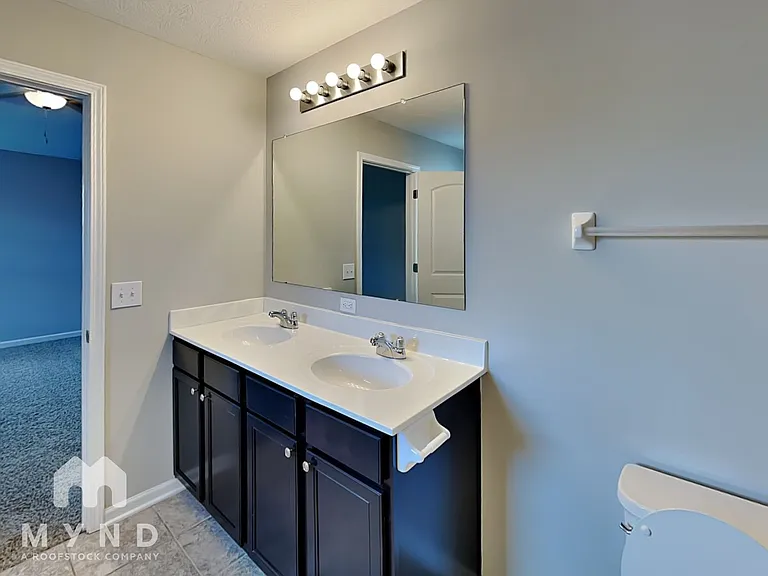 335 Cloverhill Dr — Photo 14