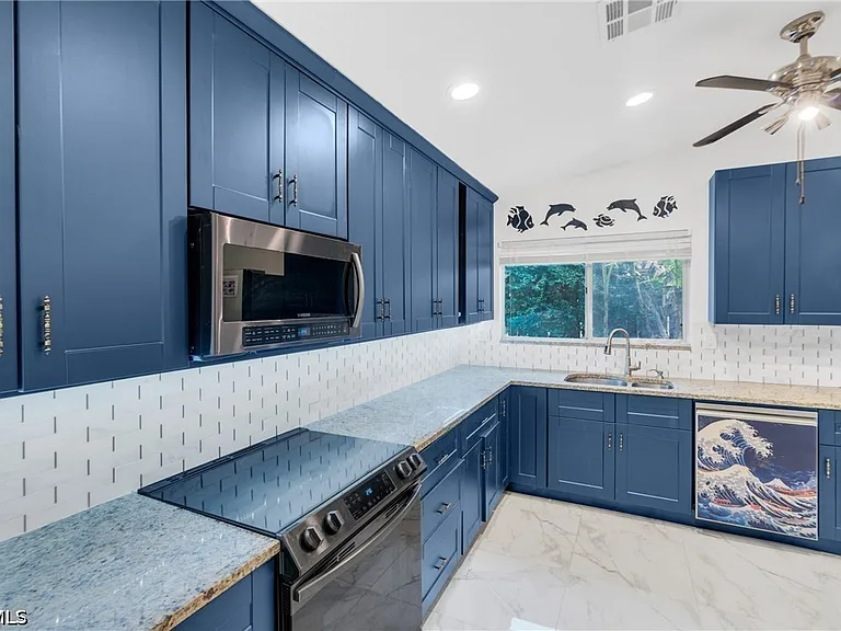 6511 Royal Woods Dr — Photo 13