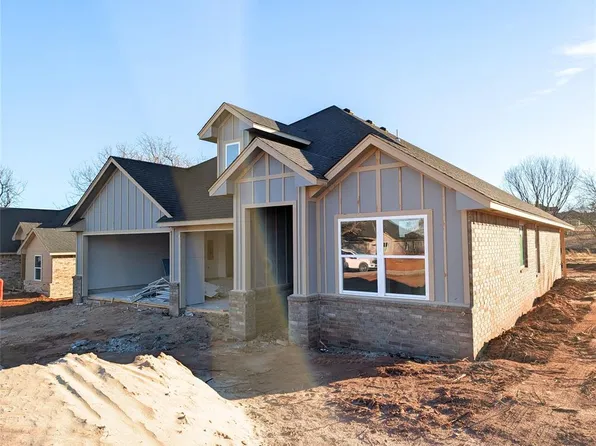 2205 Winter Ridge Rd, Blanchard, OK 73010