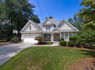 642 Lowry Ln, Seneca, SC 29678