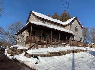 154 1st St, Lake Linden, MI 49945