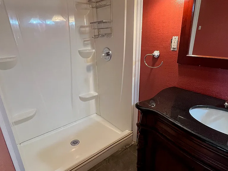 220 Clover Pl #2 — Photo 7