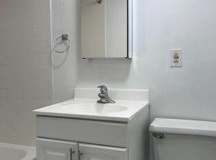 4 Anderson Pl, Boston, MA 02114