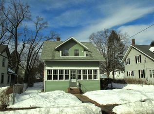 9 W Green St, Easthampton, MA 01027