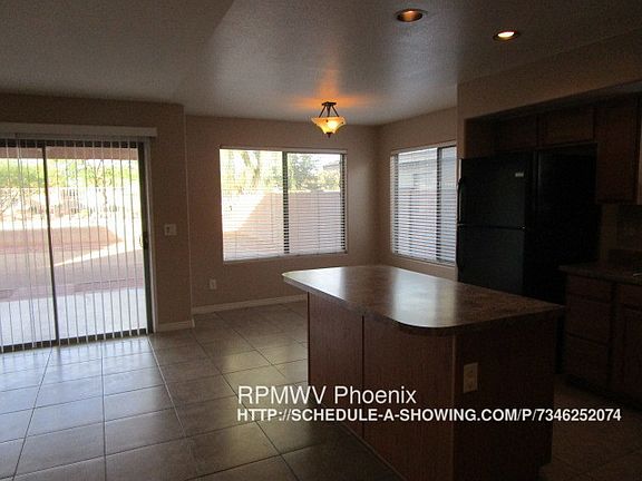 5th image of 7816 S 46th Ln