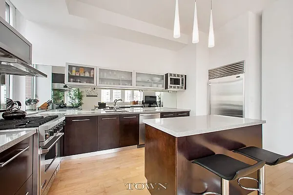 Rented by Town Residential | media 2