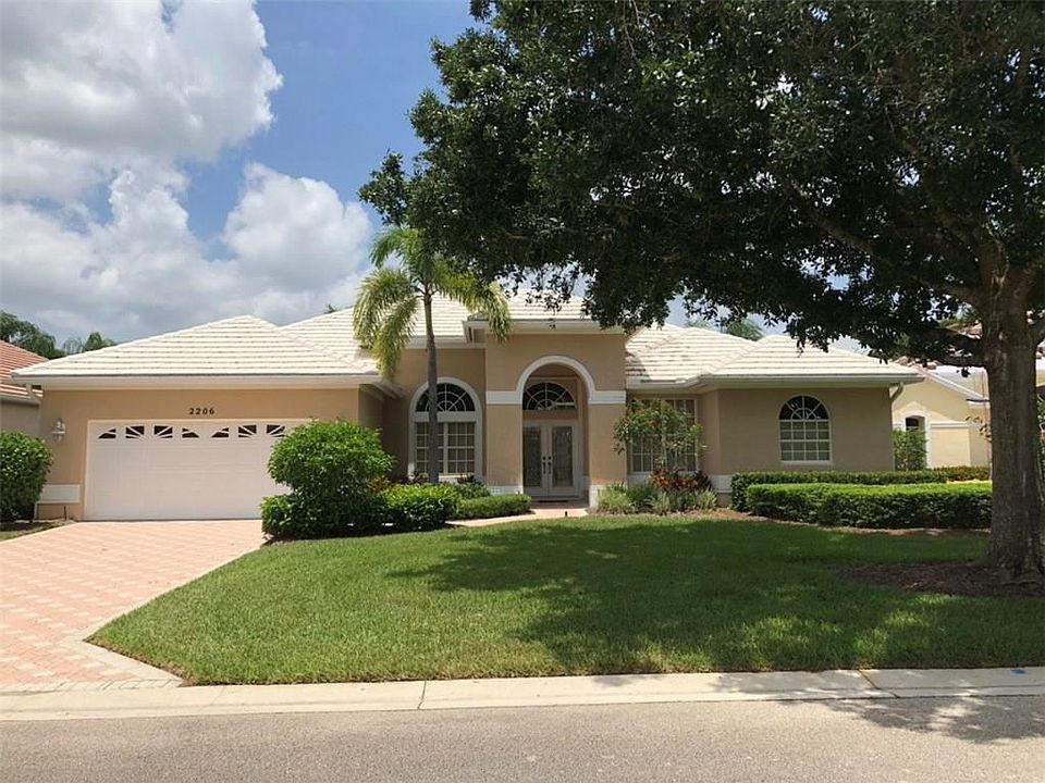 1st image of 2206 SW White Marsh Way