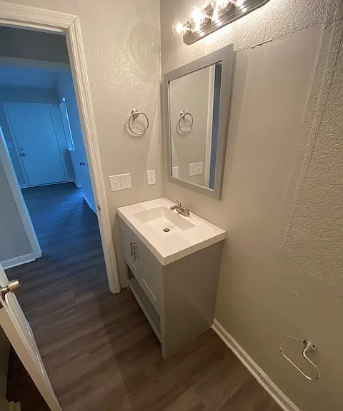 3321 Chesapeake Cir — Photo 10