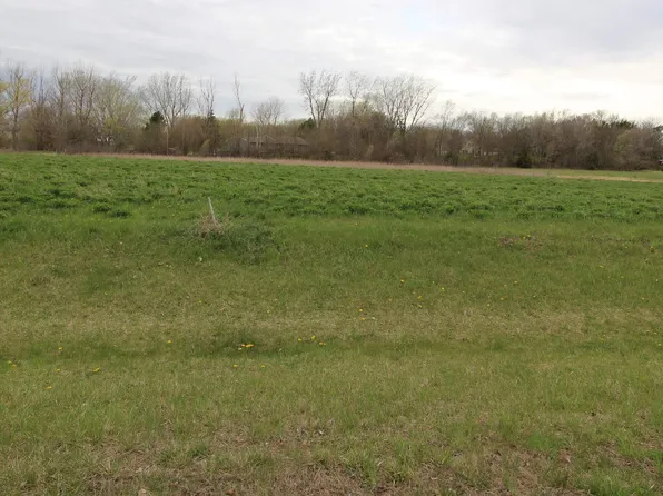 Cody Rd, Sioux Falls, SD 57108