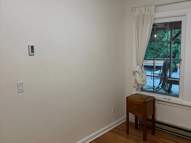 837 G St — Photo 23