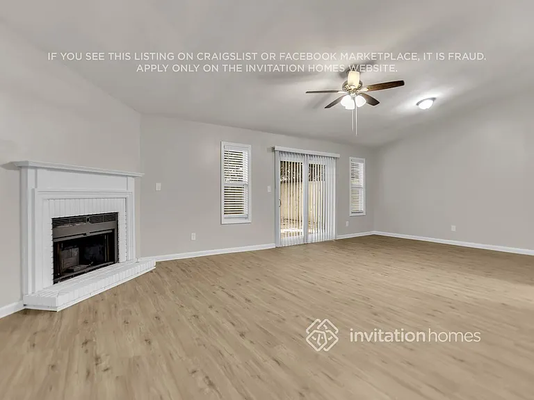 4680 Cedar Park Trl — Photo 2