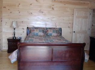 100 Columbine Ln, Banner Elk, NC 28604