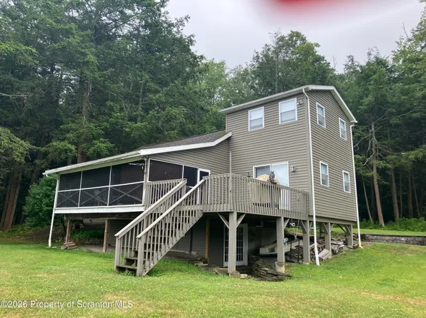401 Upper Lake Rd, New Milford, PA 18834