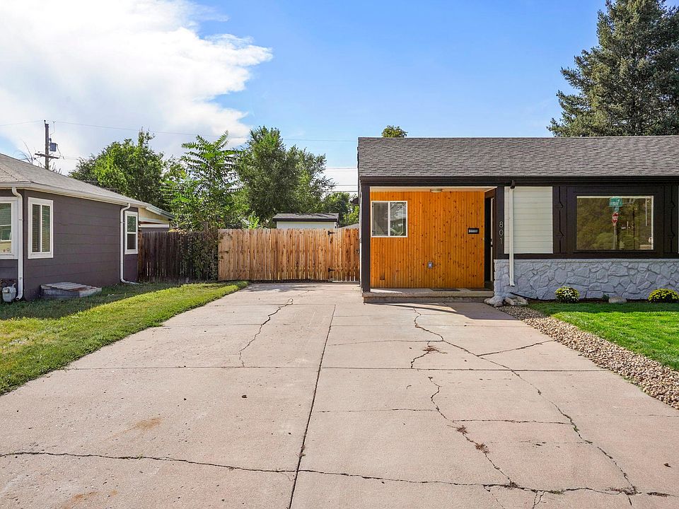 Driveway font of home