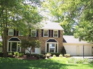 2561 S Trillium Cir, Green Bay, WI 54313