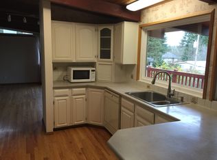 6344 NE 196th St, Kenmore, WA 98028