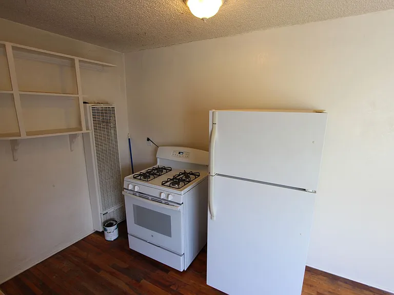 811 N Humphreys St — Photo 14