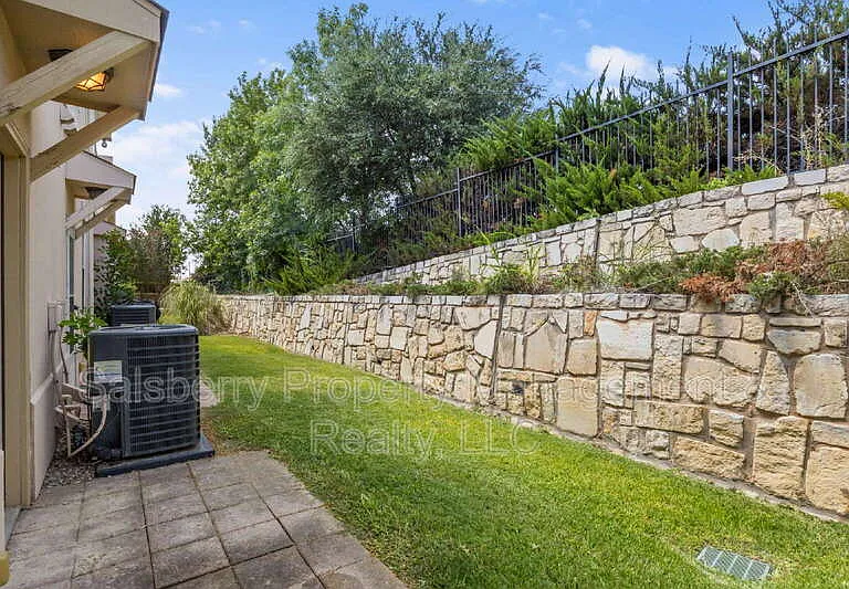 8015 Ederville Cir — Photo 26