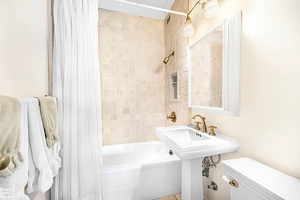 Sold by Brown Harris Stevens | media 6