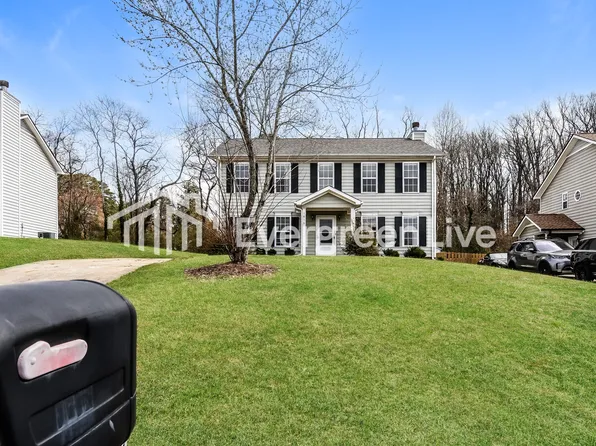 1616 Coventry Woods Ct, Greensboro, NC 27405