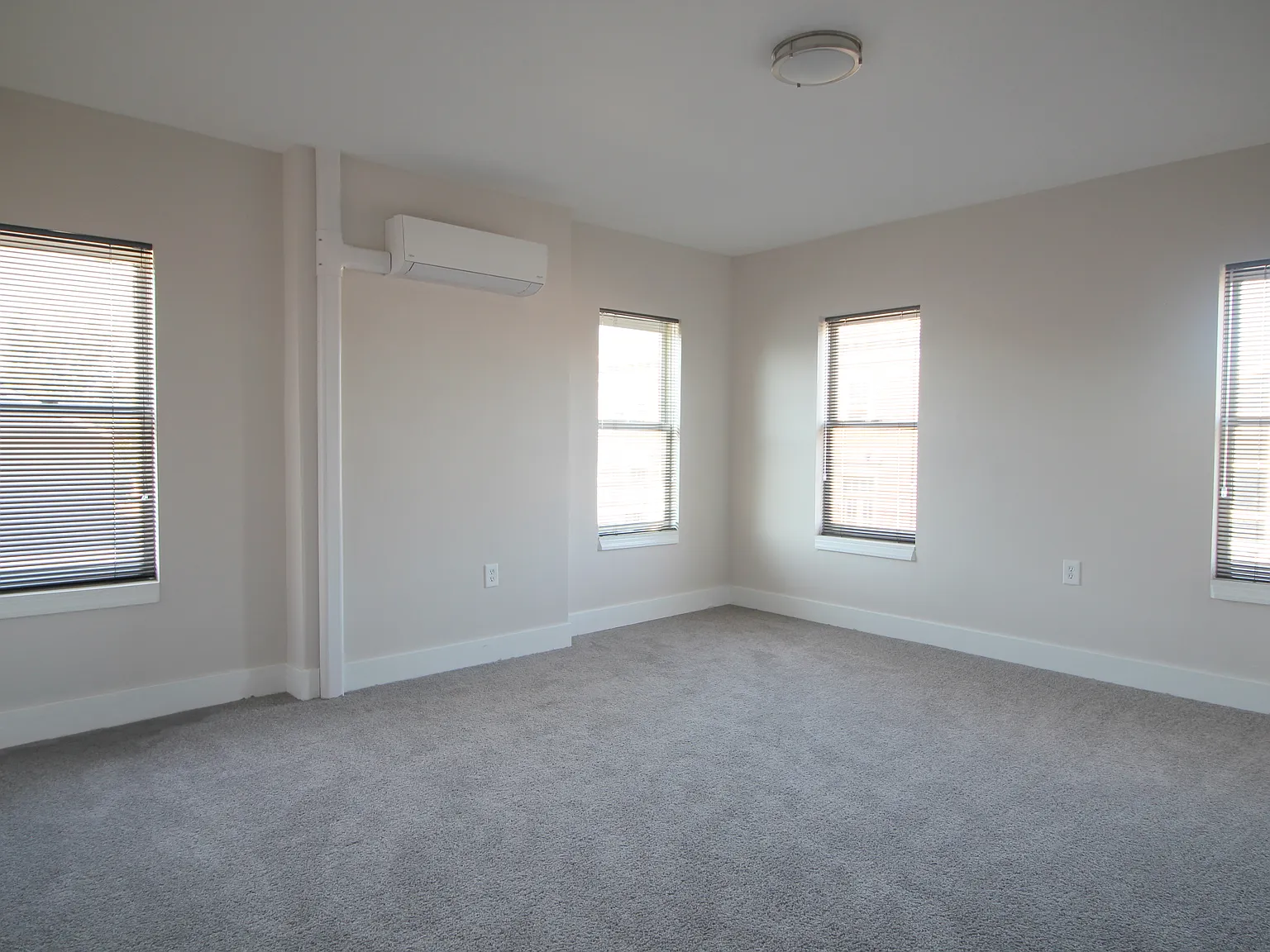 2 bed, $1,700 — Photo 3
