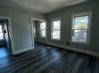 402 Cinnaminson Ave, Palmyra, NJ 08065