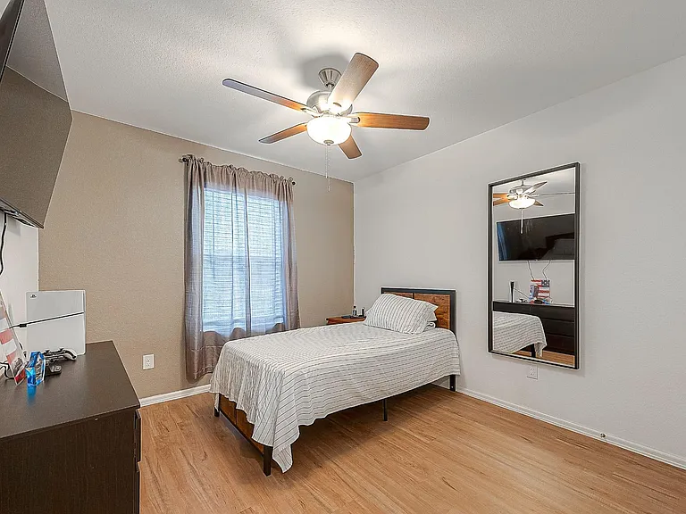 768 Delaney Cove Ct — Photo 20