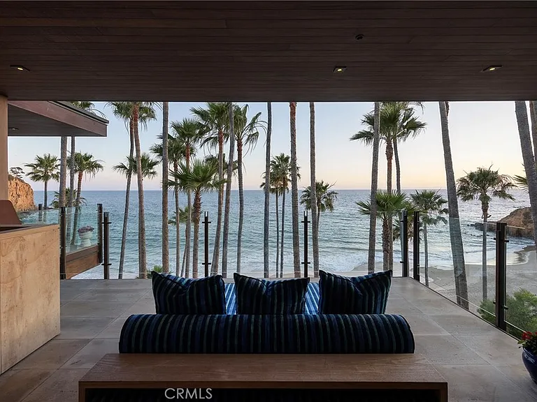 2495 Riviera Dr — Photo 34