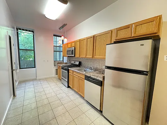 Rented by Corcoran | media 19