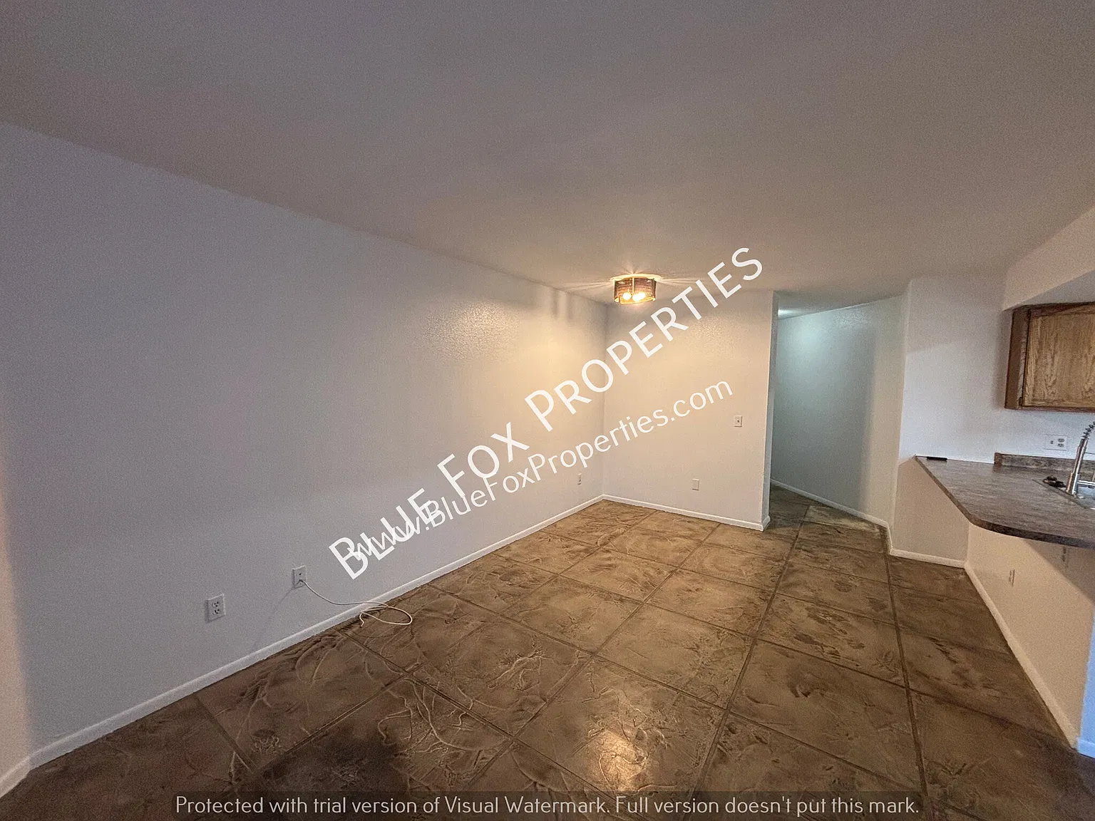 3690 N Country Club Rd — Photo 4
