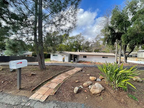 2nd image of 11445 Lorena Ln