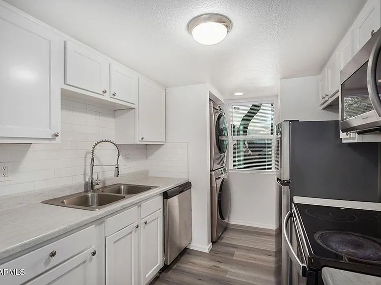 Jovial Apartments - First month FREE with approved Application — Photo 23