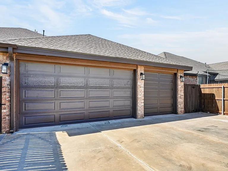 5512 Casa Grande Trl — Photo 32