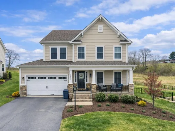 3026 Natalies Way, Blacksburg, VA 24060