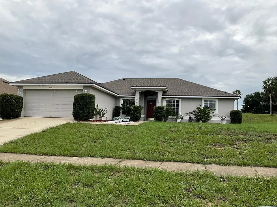 1392 Willow Wind Dr
