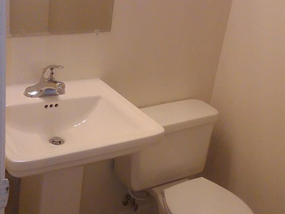 Updated bathroom with all new fixtures!